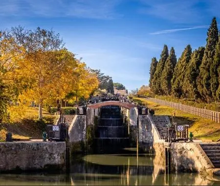 Casa de Férias 4 Pers - Au Bord Du Canal Du Midi à Prox Des Plages Béziers